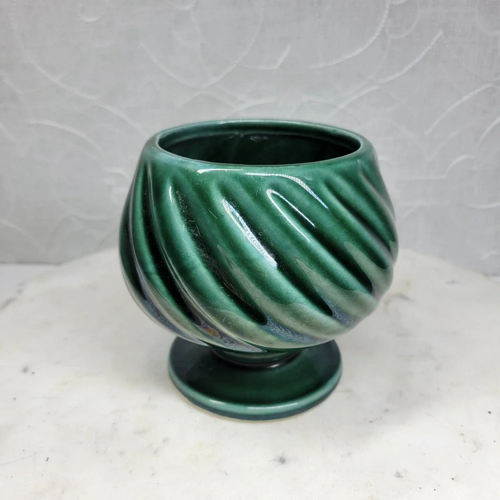 VTG Hull Pottery USA F86 Swirl Pedestal Planter Vase Green Mid Century Modern
